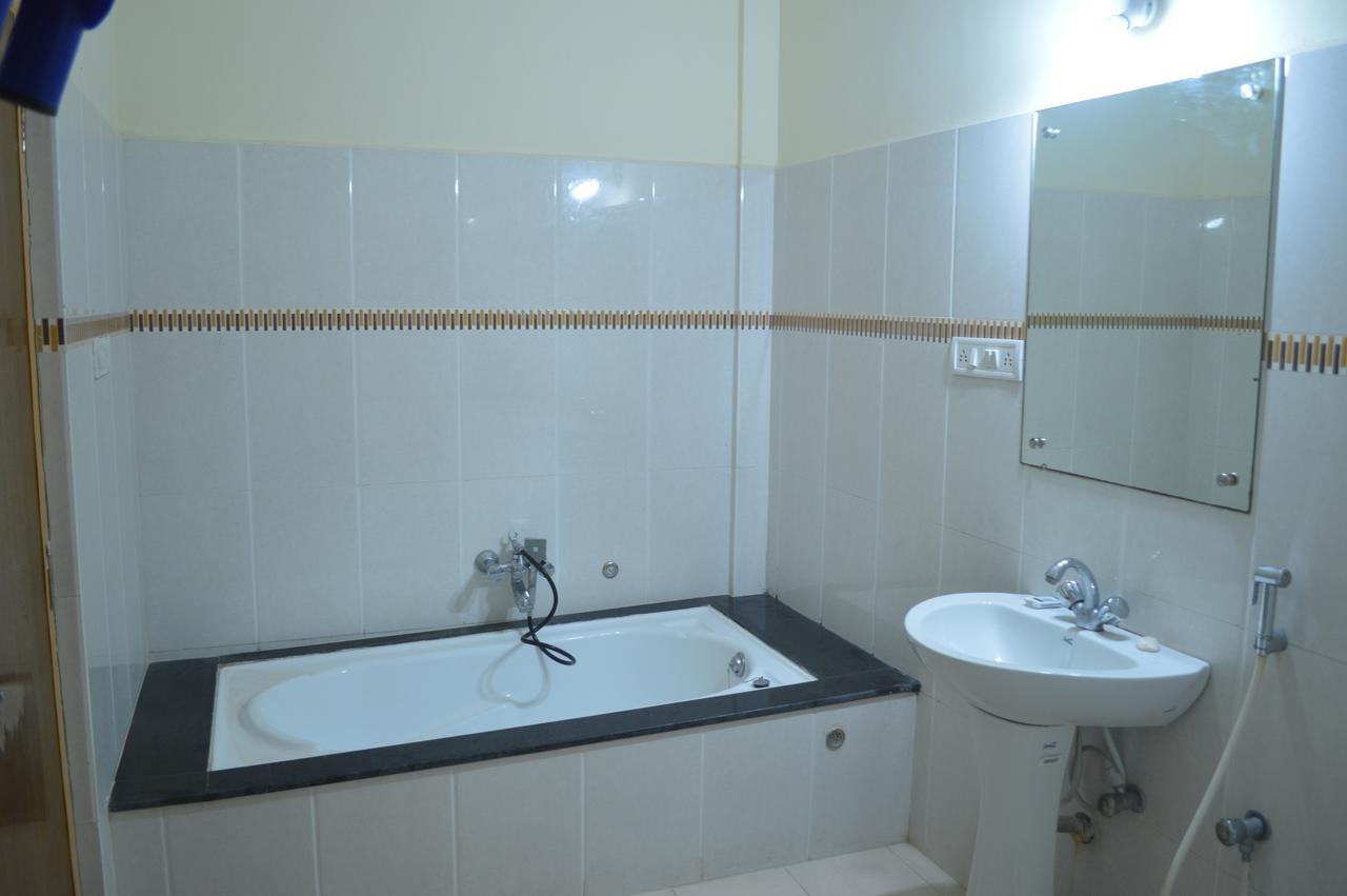 Hotel City Palace Brahmapur Habitación foto