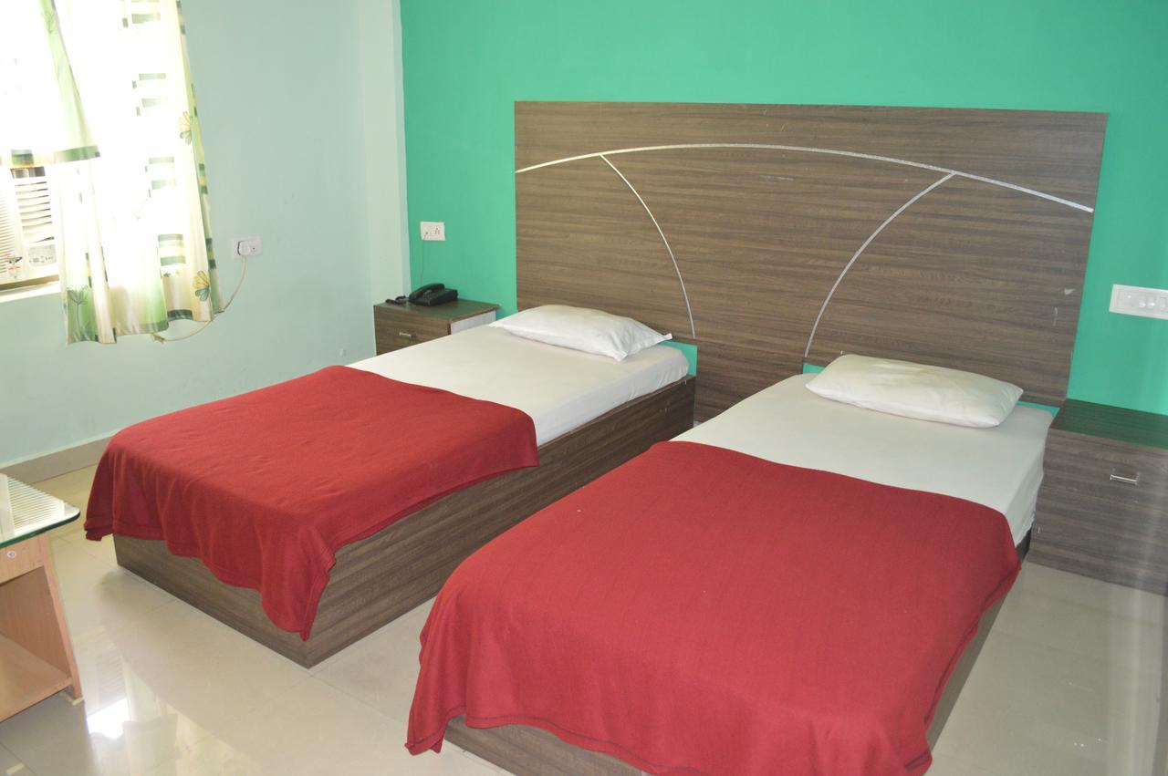 Hotel City Palace Brahmapur Habitación foto